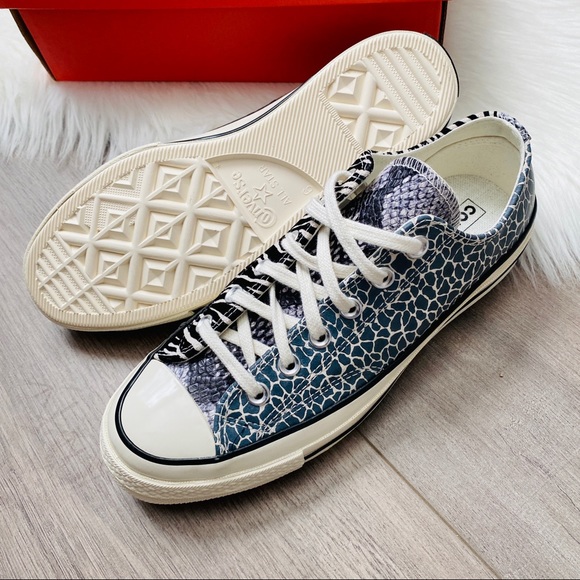 NWT Converse Space Animal Chuck 70 Women’s Shoes - Picture 3 of 8